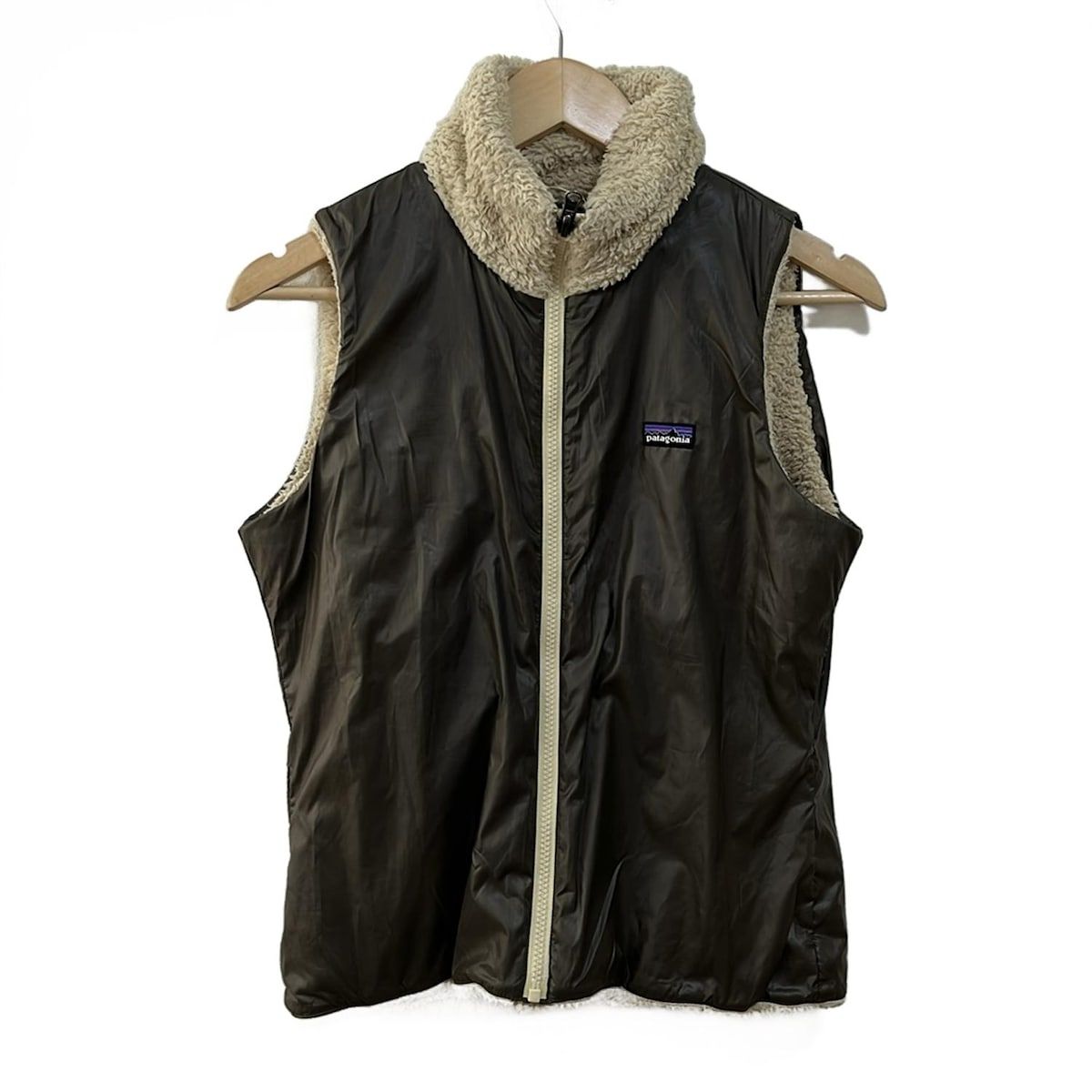 Patagonia パタゴニア ベスト サイズS レディース - ダークブラウン×ベージュ リバーシブル|ジップアップ