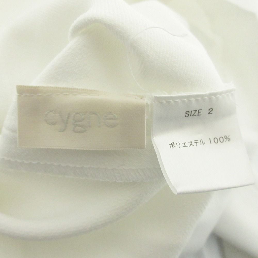 美品 クリーニング済 cygne シーニュ とんがりパフmanon 長袖 パワー Cygne Manonホワイト とんがり ブラウス