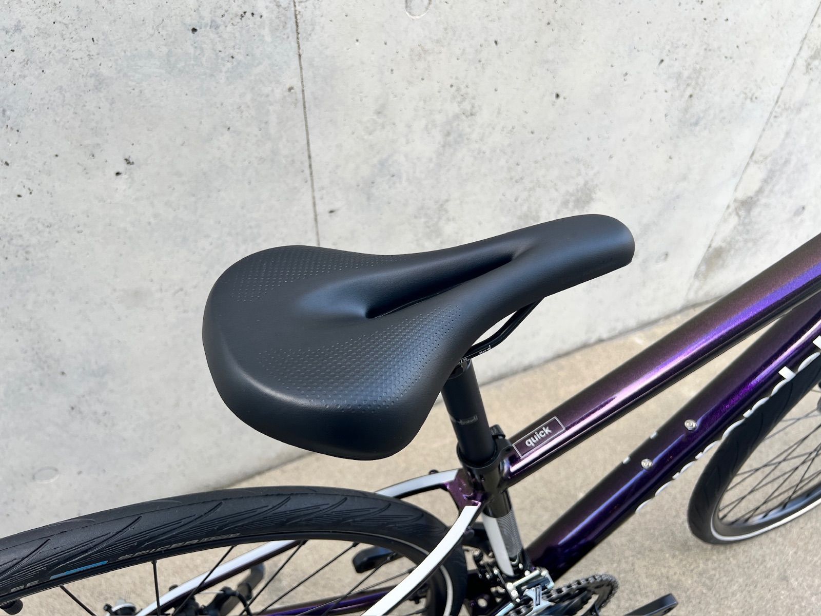 新品未使用】 cannondale Quick LTD キャノンデール クイック