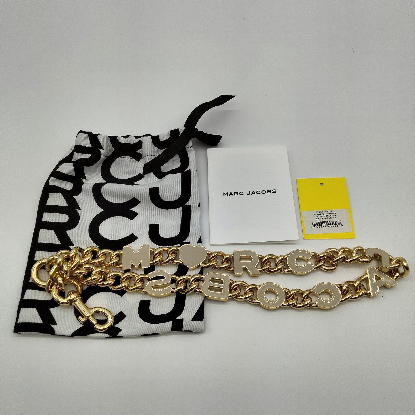 マークジェイコブス ザ ハートチャーム チェーンショルダー ストラップ