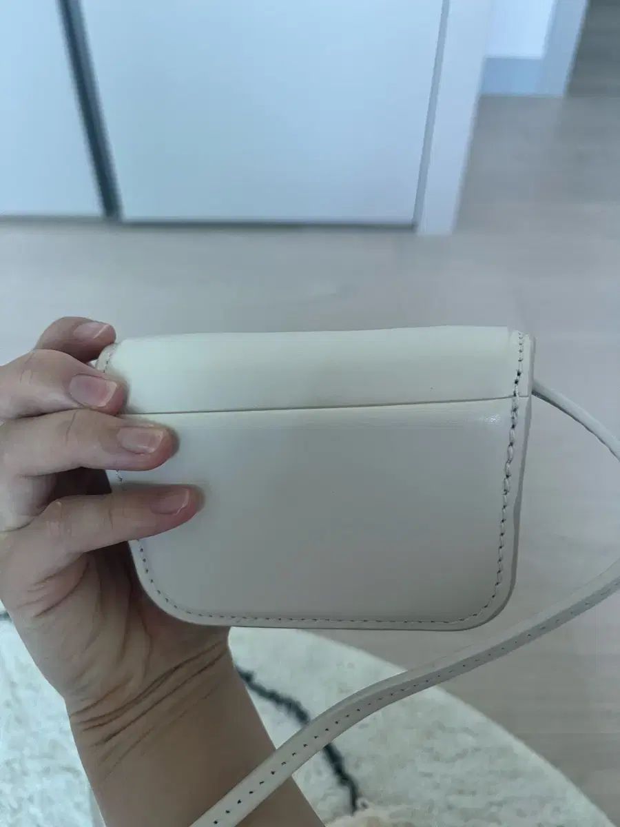 ウォレット クリームアイボリー