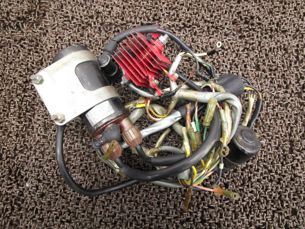 CBM72 メインハーネス 整流器 イグニッションコイル △A5829 CBM72 ホンダ プラグキャップ CBM72E ドリーム キャブ車 TYPE2