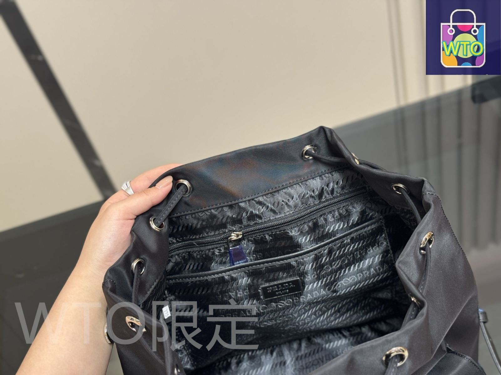 PRADA リュック　1日限定値下げ アウトレット PRADA(プラダ) バックパック・リュック(レディース