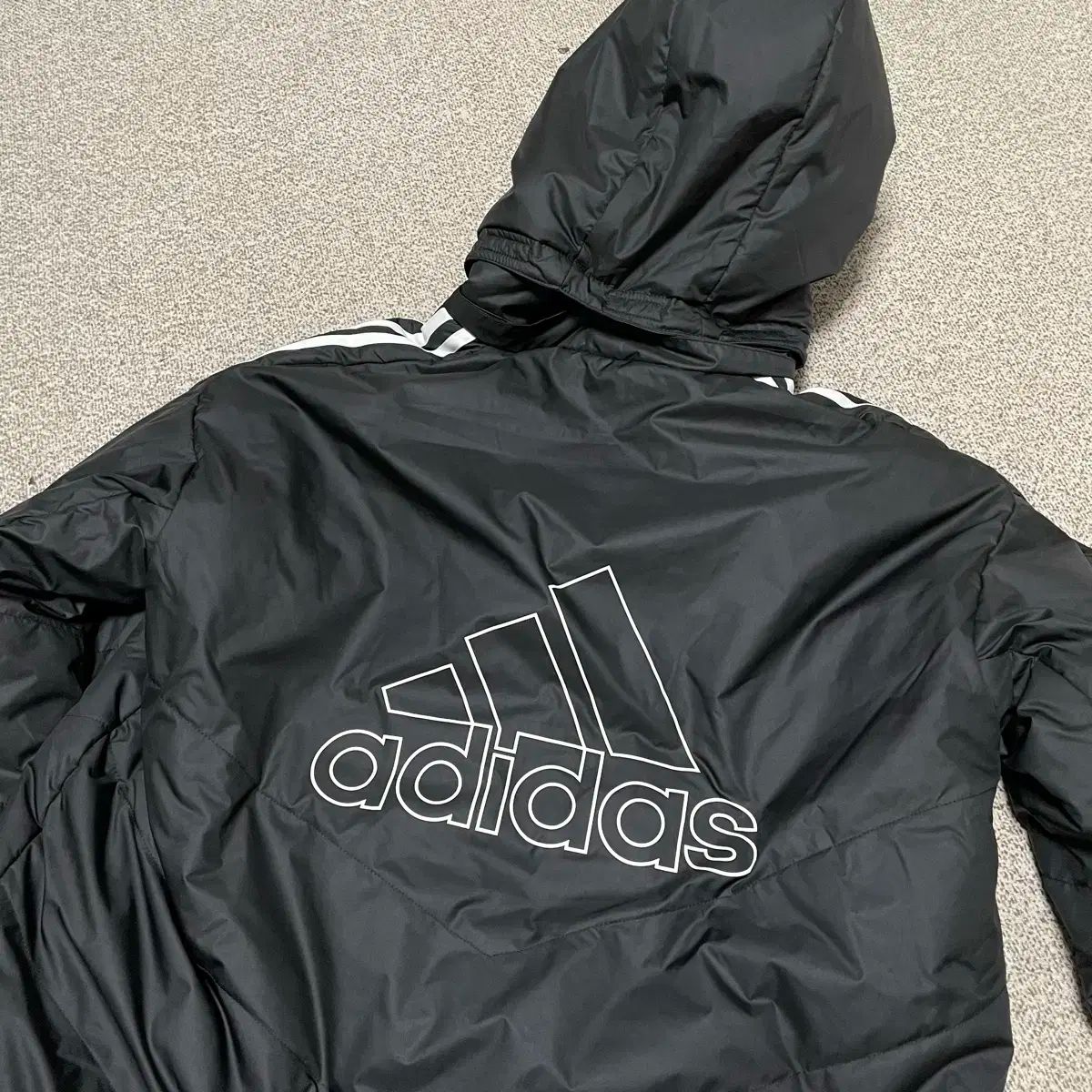160 adidas(アディダス) キッズ ベンチコート ダウンジャケット