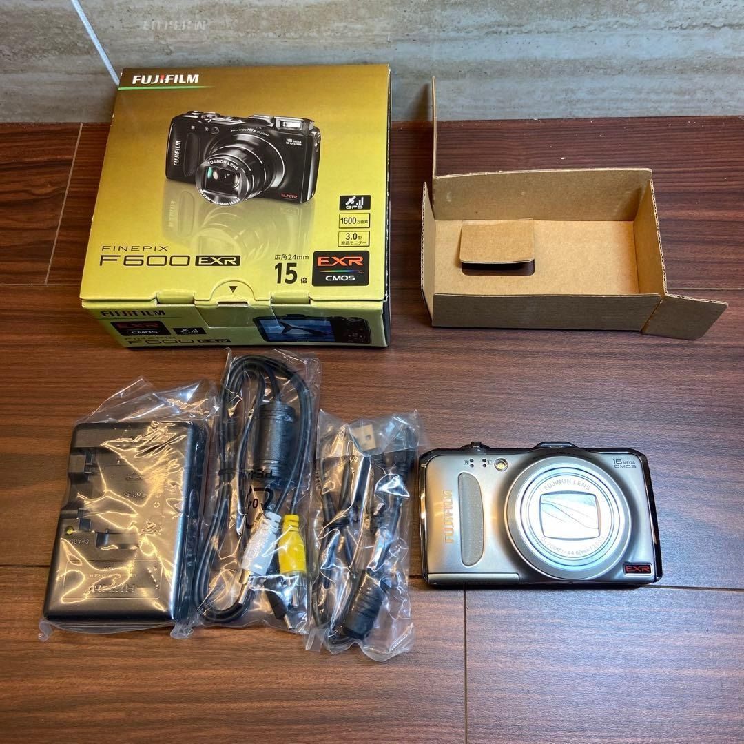 FUJIFILM FinePix F600 EXR デジカメ 4638 FUJIFILM FinePix F600 EXR デジカメ 4638 Fujifilm FinePix F600EXR