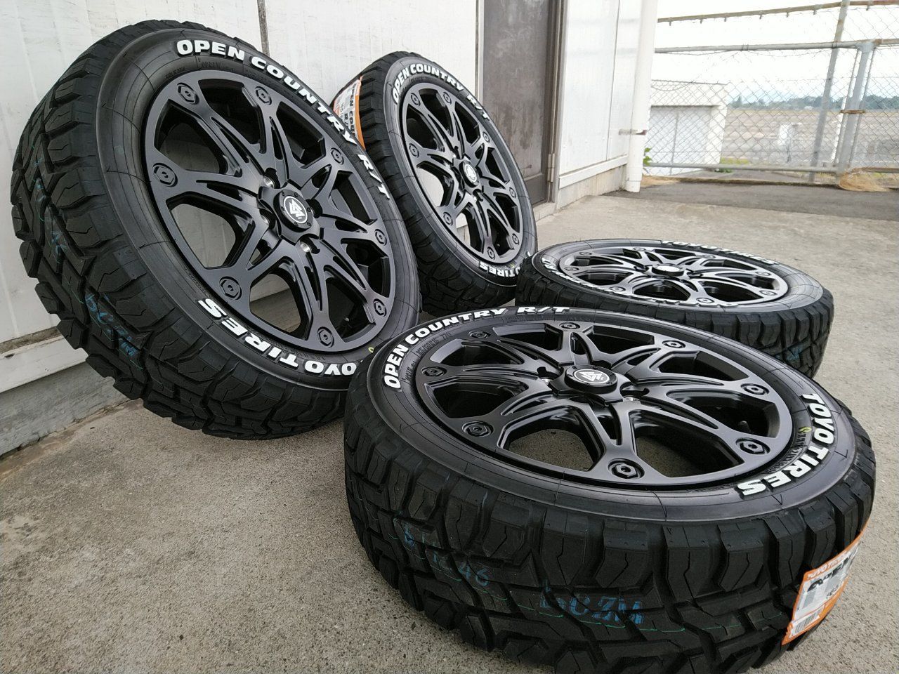 10月下旬入荷 新品 4本セット デリカミニ ハスラー MUD-X 15