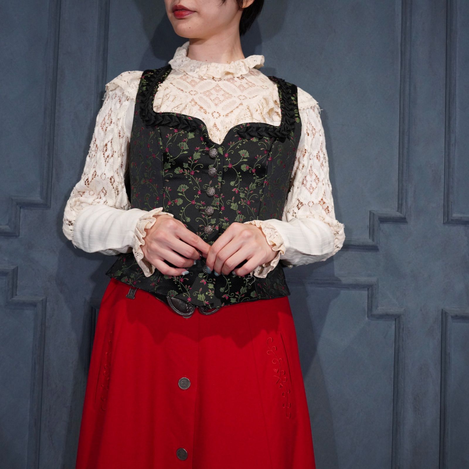EU VINTAGE WENGER FLOWER EMBROIDERY JACQUARD DESIGN CORSET LIKE TYROLEAN VEST|ヨーロッパ古着お花ジャガード刺繍デザインコルセット風チロリアンベスト