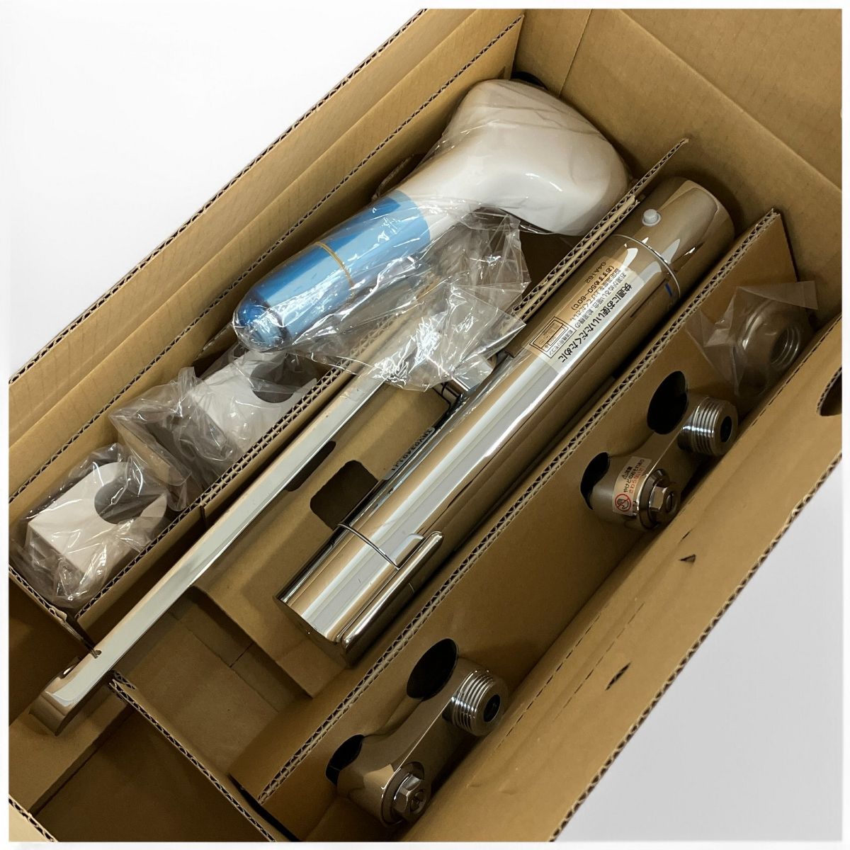 未使用 TOTO TBV03401J1 壁付サーモスタット 混合水栓 未使用 TOTO TBV03401J1 壁付サーモスタット 混合水栓