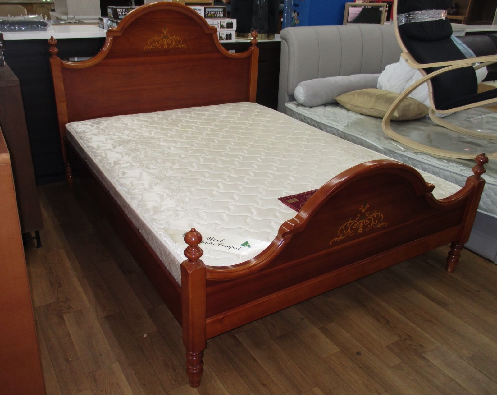R535 Australia製 おしゃれ 天然木 ワイドダブル ベッド 幅150cm Used