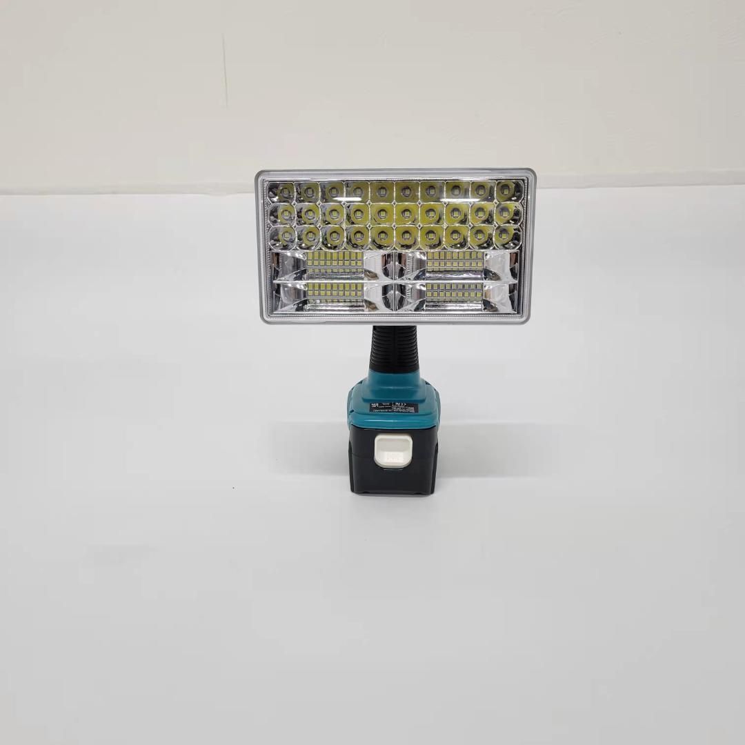 充電式LEDライト3300lm 14.4/18Vマキタバッテリー 縦型 1114 - メルカリShops