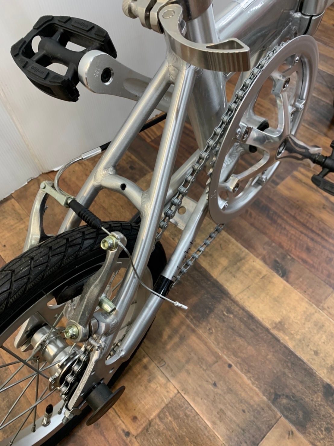 卍 h4588キャプテンスタッグ折り畳み自転車