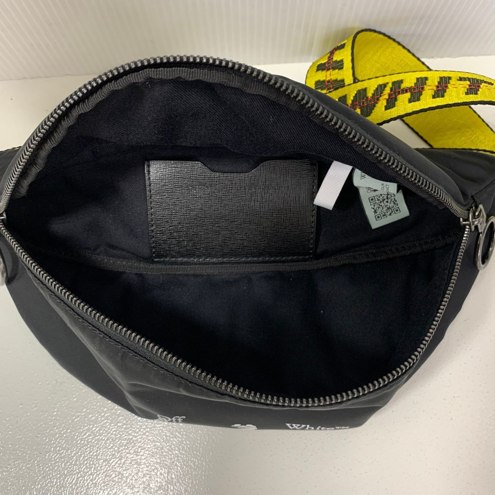 OFF WHITE オフホワイト ナイロン バッグ bag OFF WHITE オフホワイト