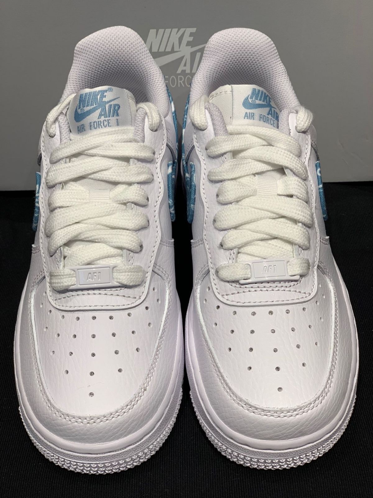 NIKE WMNS AIR FORCE 1 07 ESS white/worn blue-white-wht dh4406-100 レディース スニーカー AF1 ブルー ペイズリー