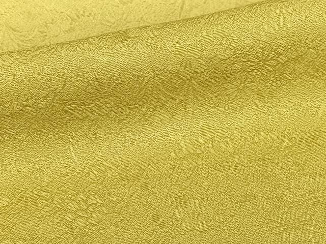 上質な色無地 草花地紋