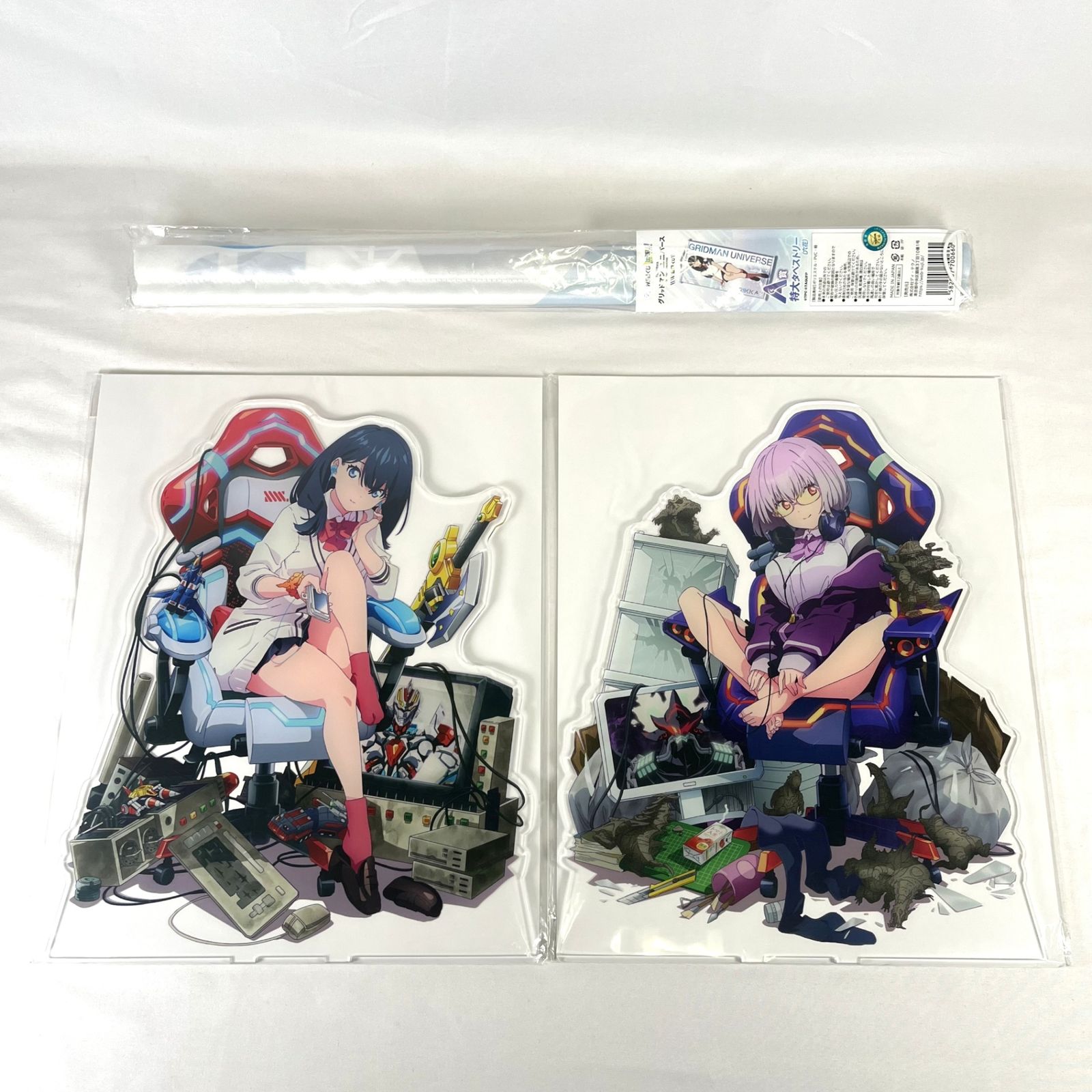 グリッドマン どこプラくじ 宝多六花 新条アカネ タペストリー 【公式