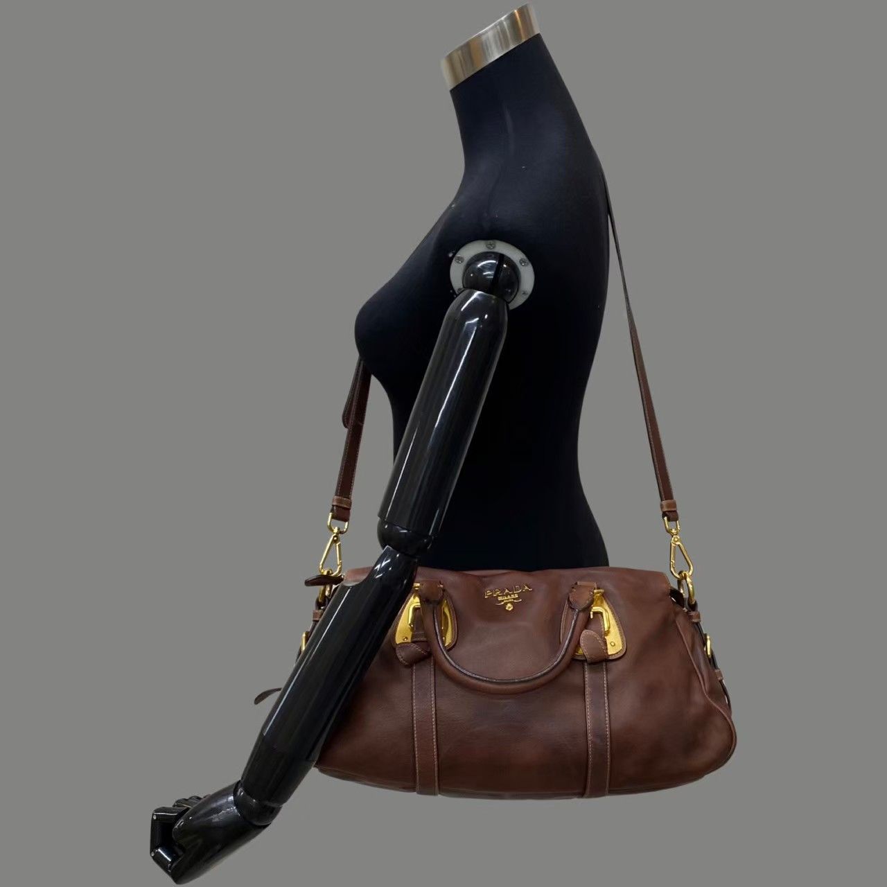 美品　プラダ オールレザー 2WAY ハンドバッグ レディース ゴールド金具 PRADA (プラダ) ハンドバッグ 2way ハンドバッグ ショルダーバッグ