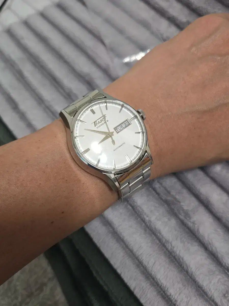 TISSOT ティソ バイソデート オートマティック