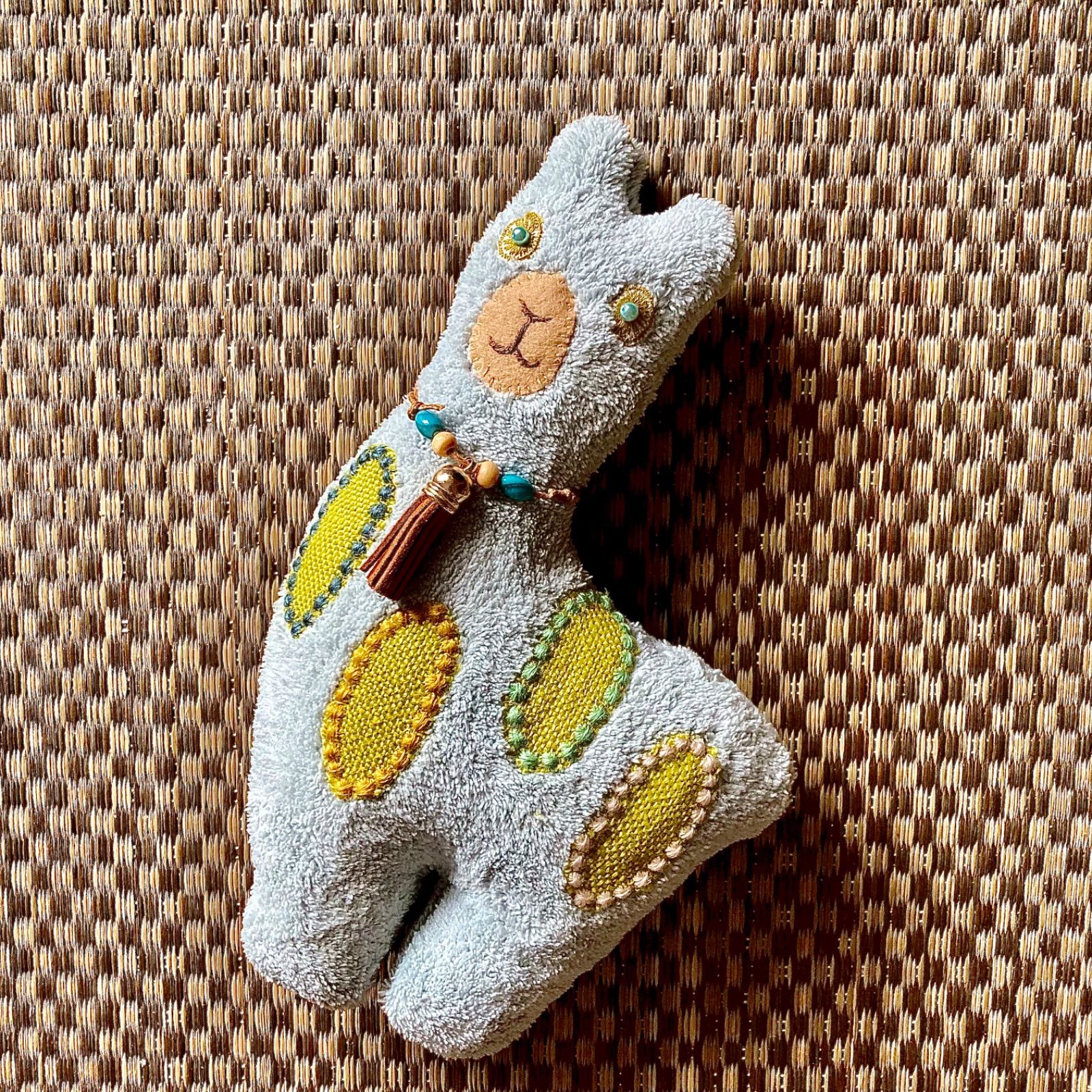 ハンドメイド ミナペルホネン ダックスちゃん ぬいぐるみ チャーム マット付き ︎︎⚮̈ミナペルホネンハンドメイド⚮̈お散歩ネコちゃん