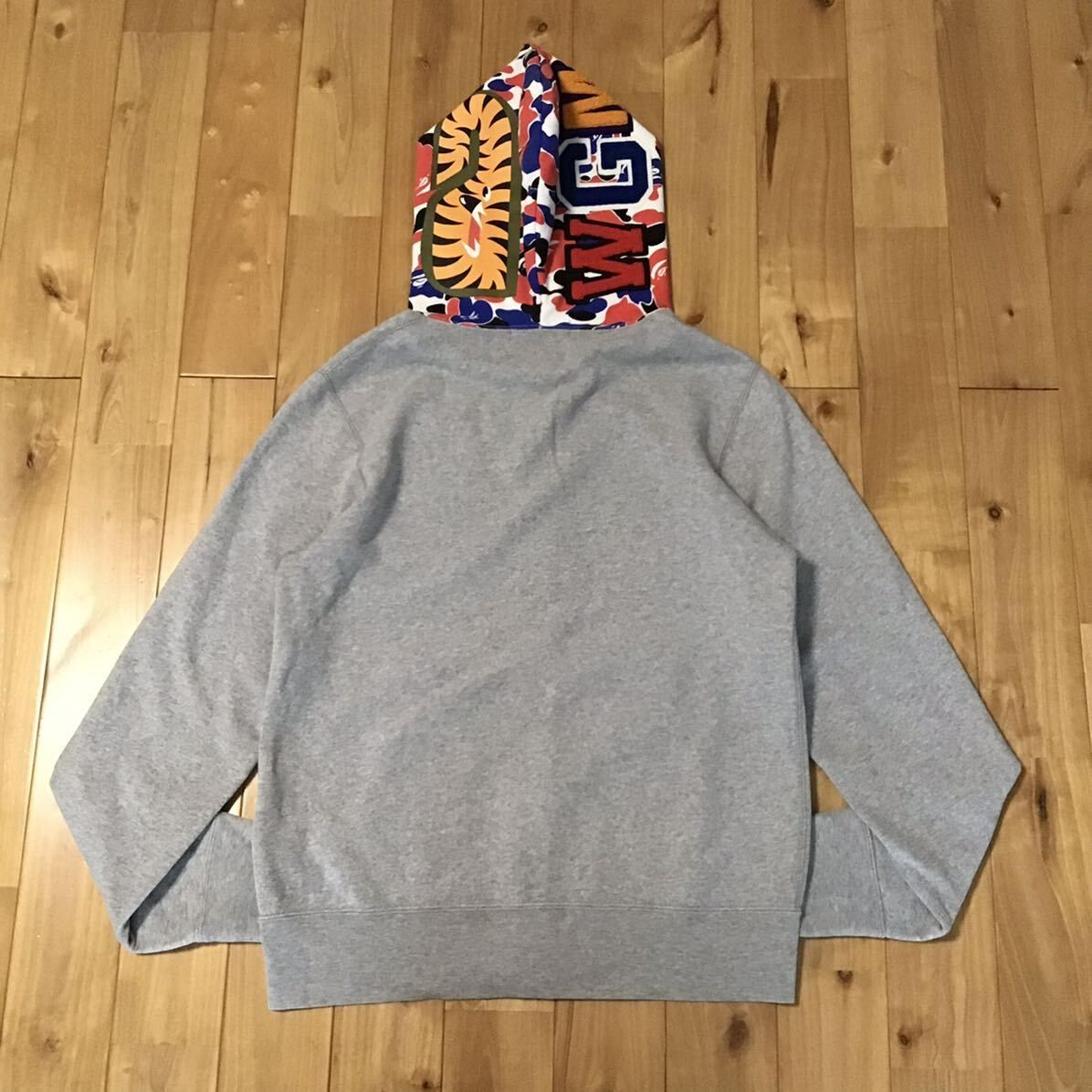 APE BAPE ロンドン 9周年 限定 パーカー シャークパーカー camo ☆激レア☆ ロンドン 9周年記念 シャーク パーカー Sサイズ London