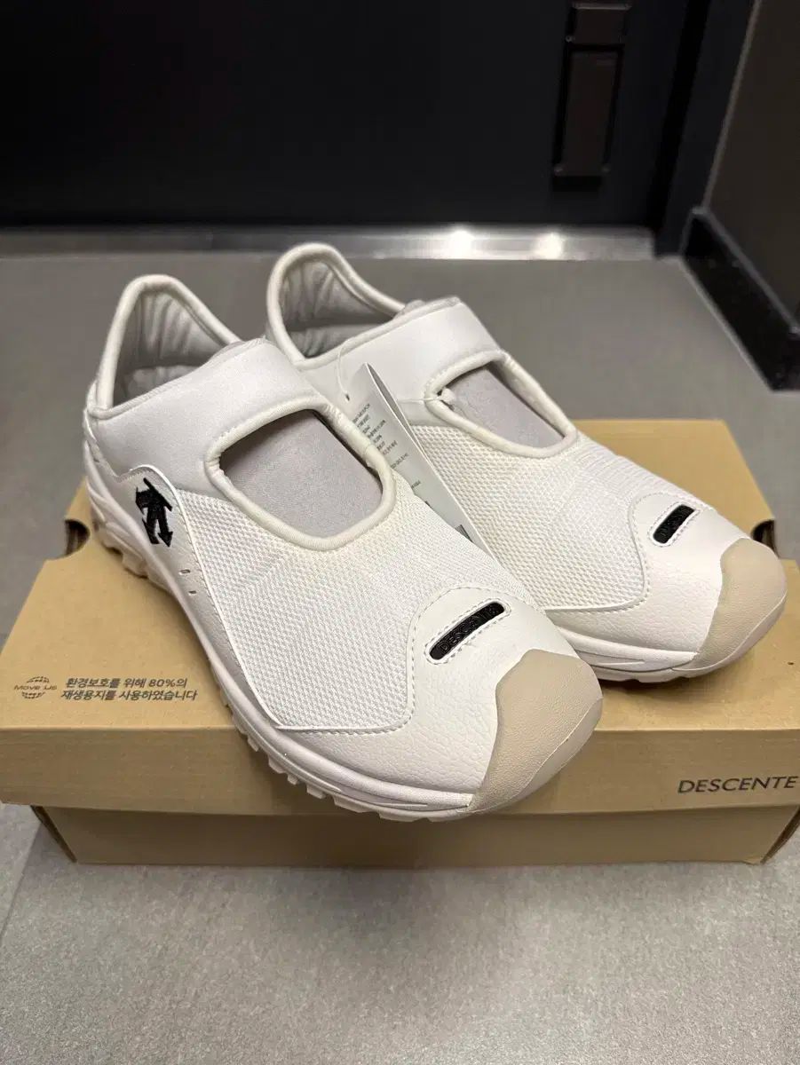 DESCENTE デサント アーバン t450 スリッポン 240