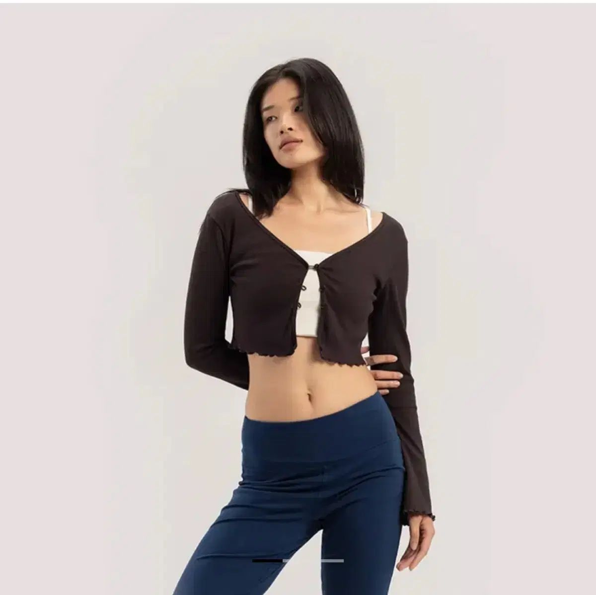 M ブディムドラ カーディガン crop rib cardigan ブラウン