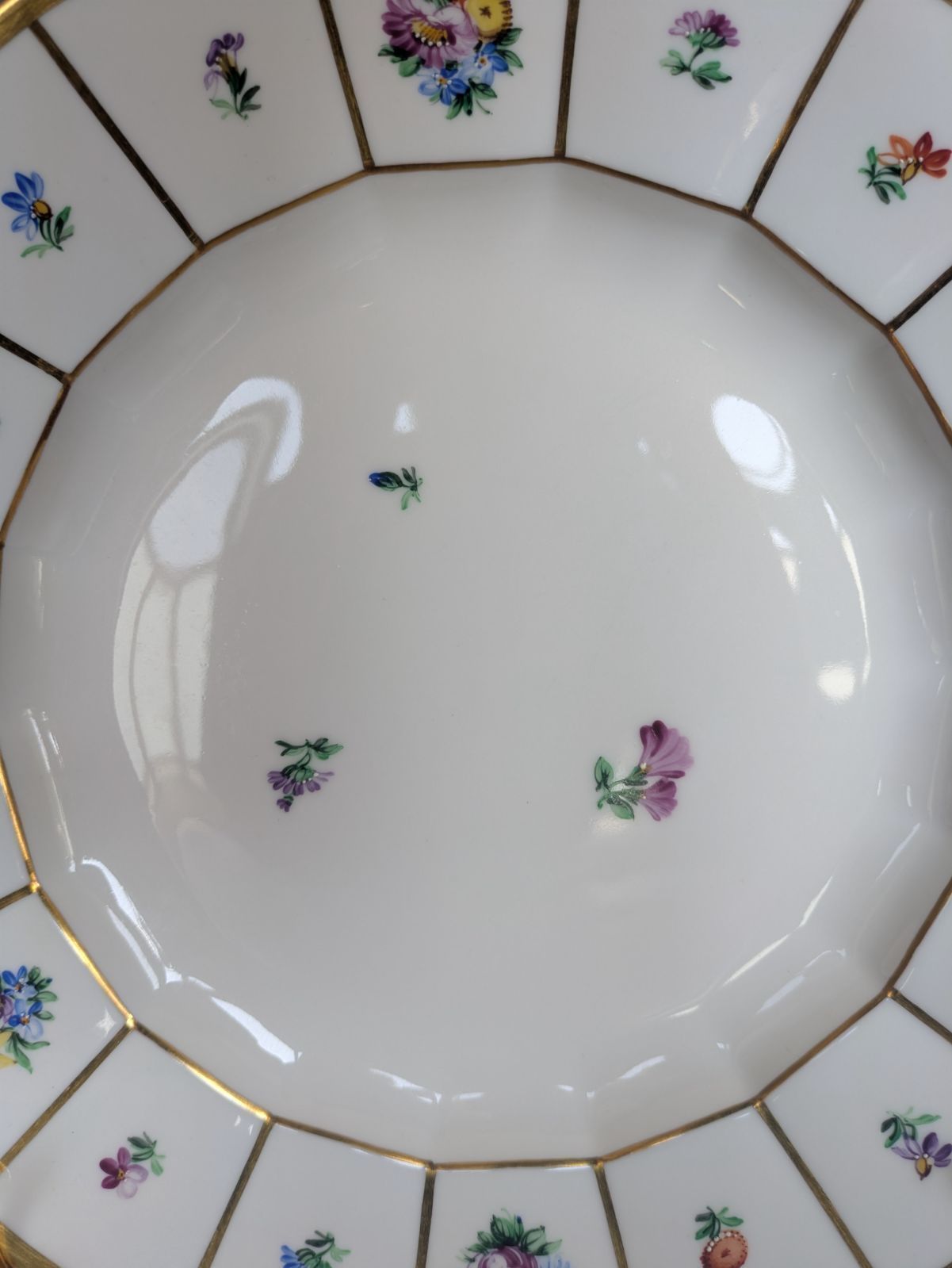 高級ライン 24㎝ ロイヤルコペンハーゲン ヘンリエッテ 大皿 金彩 北欧 食器 高級ライン 24㎝ ロイヤルコペンハーゲン ヘンリエッテ 大皿