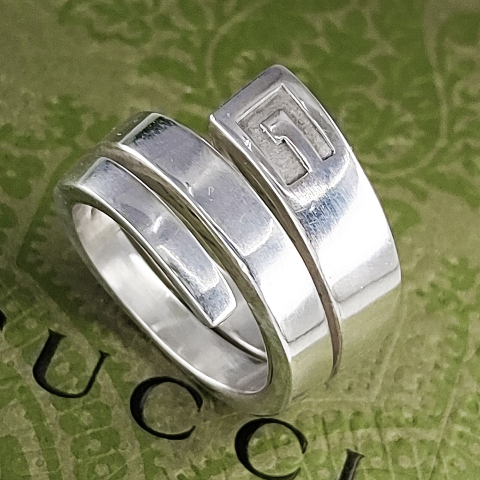 【GUCCIグッチ　スネークリング】シルバー925 13号（約11号） Gucci グッチ スパイラル スネーク リング 約11号 (内径16.4mm