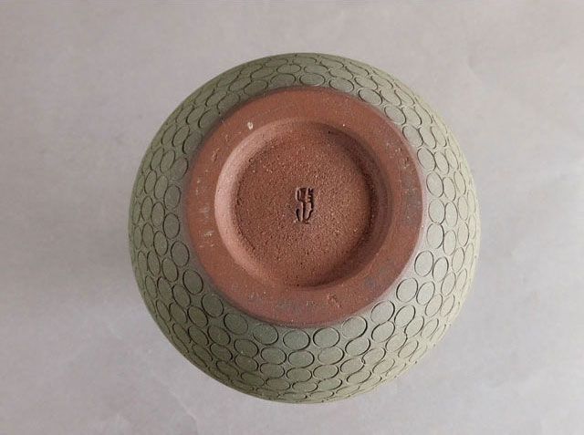 値下げ！骨董品 文化勲章 今井政之 印華 二耳 花瓶 花器 花入 花生 陶芸 今井 政之 圓華 瓶 花瓶 花入 文化功労者 従三位 - メルカリ
