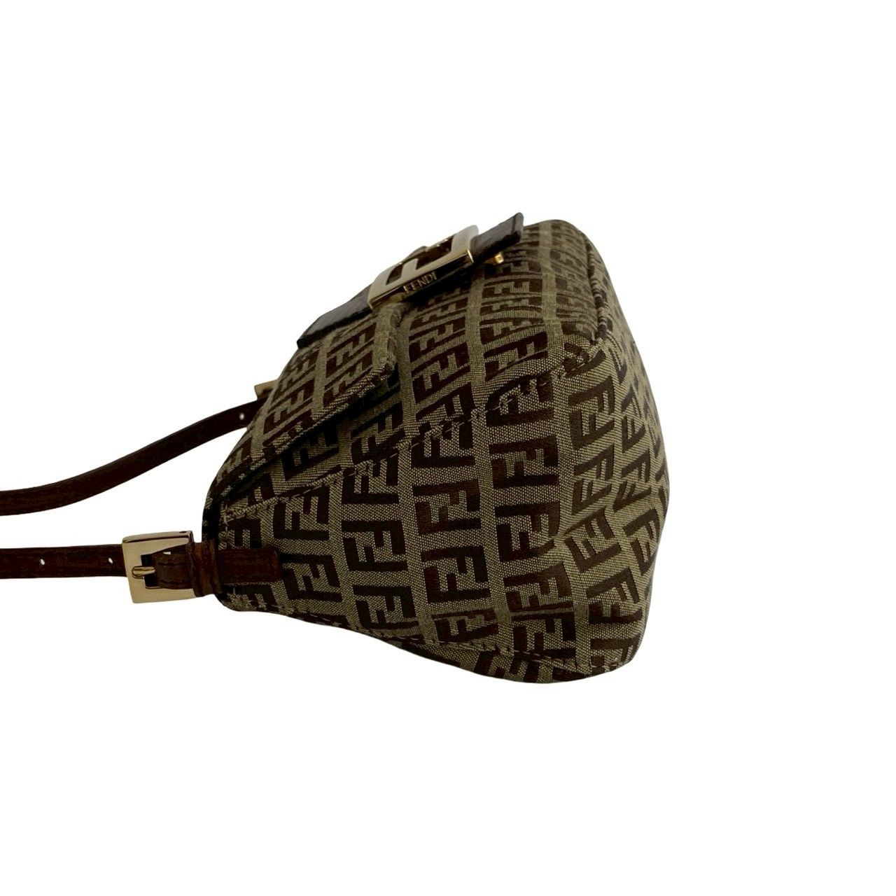 極 美品 FENDI フェンディ マンマバケット ズッキーノ FF 総柄