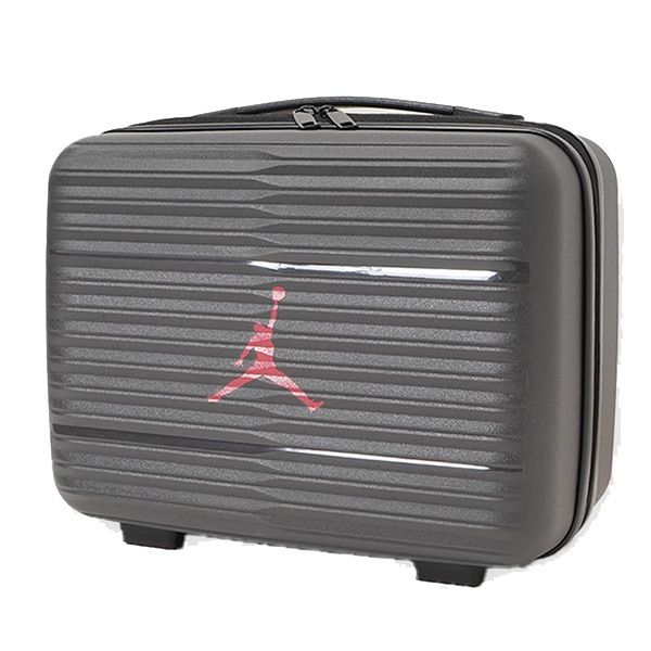 海外限定!! JORDAN BRAND TRAVEL KIT 日本未販売超レア！ナイキ