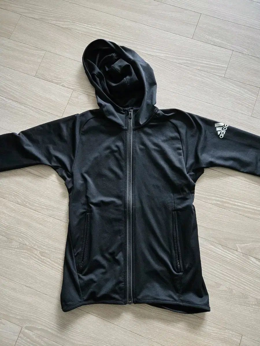 adidas(アディダス) ブルゾン 9 税金 10
