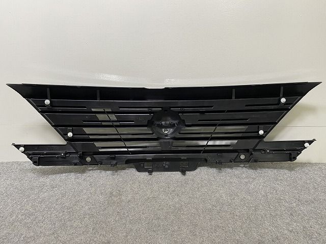 セレナ X/XV/C28/NC28 e-POWER/GC28 純正 フロント グリル