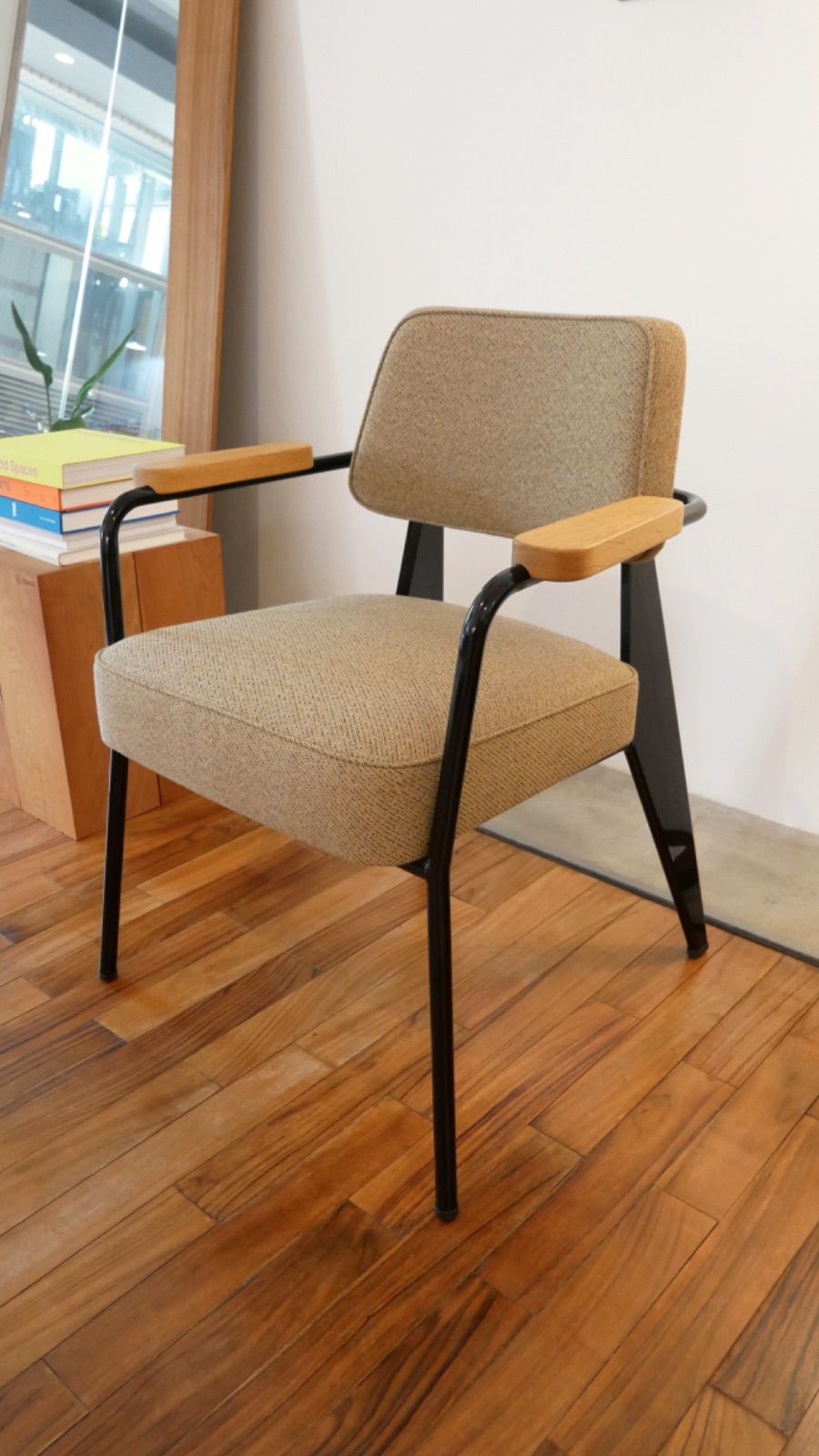 Vitra|ヴィトラ FAUTEUIL DIRECTION|フォトゥイユ ディレクション