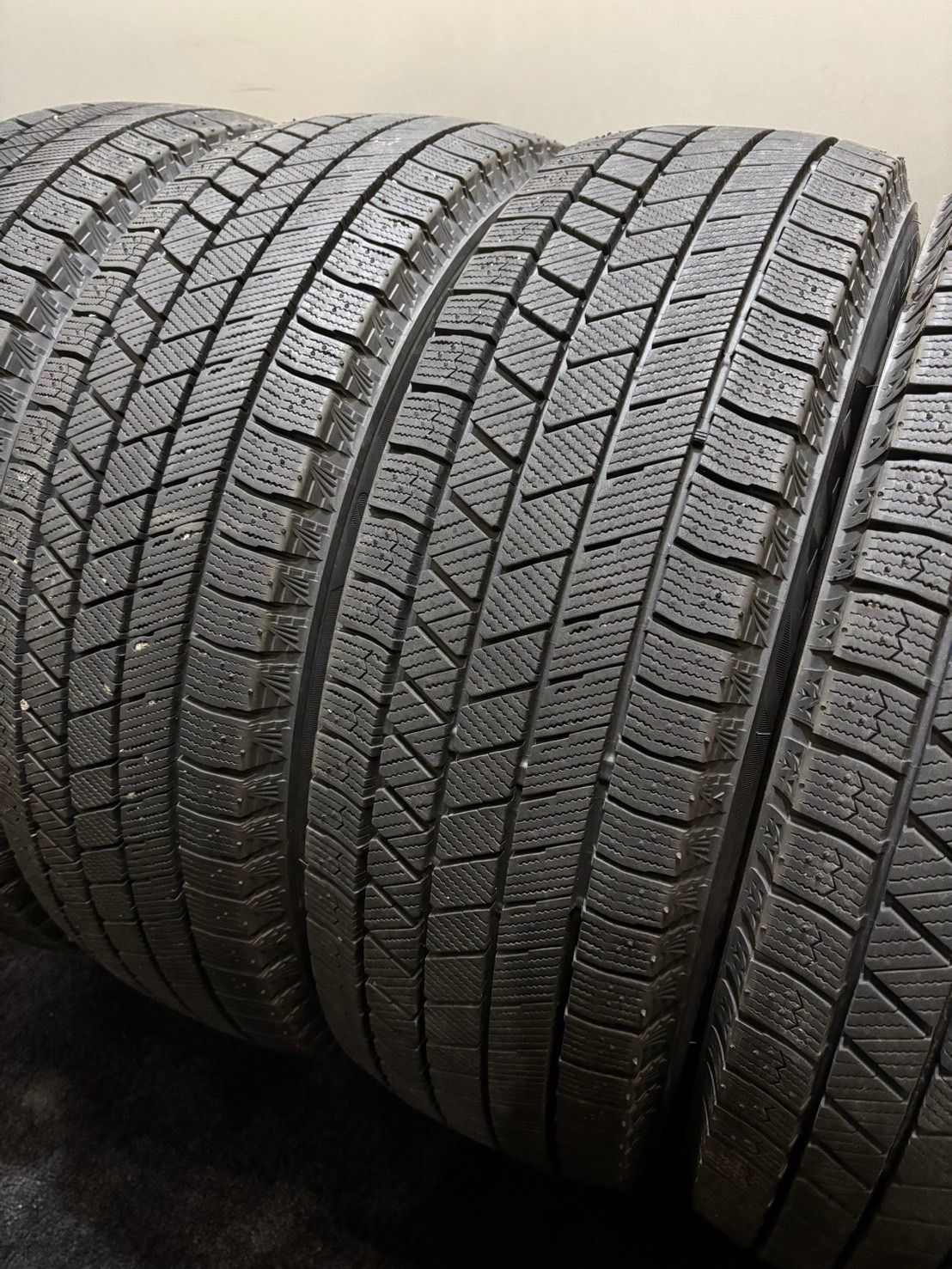 195|65R16 BRIDGESTONE|VRX3 22年製 スタッドレス 4本 ブリヂストン ブリザック ライズ ロッキー 2-I367