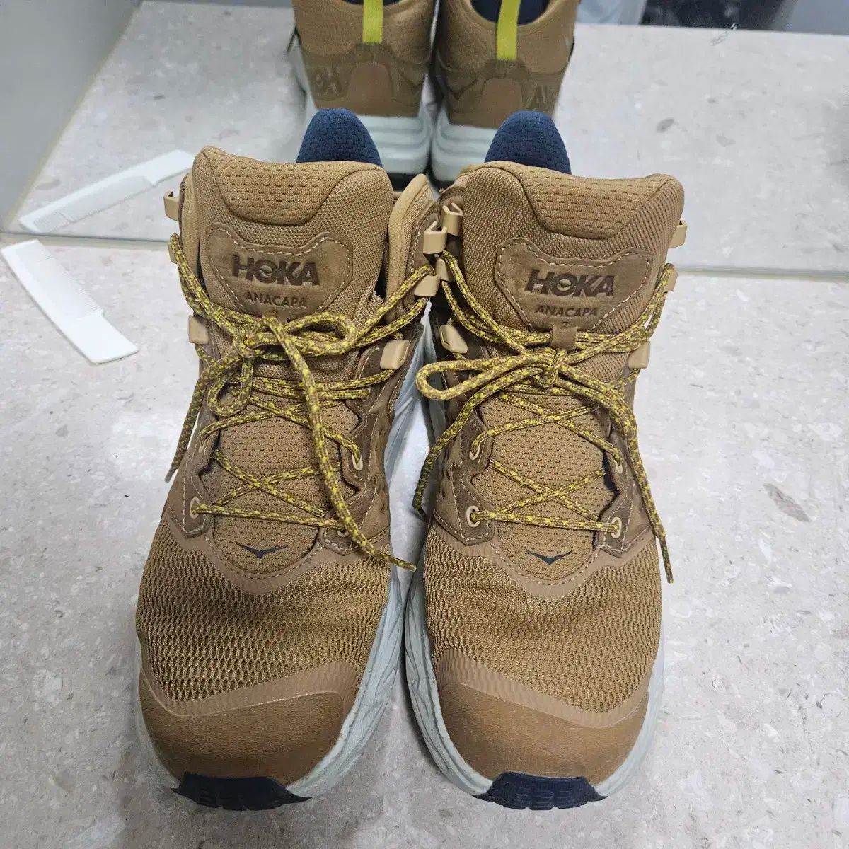 HOKA ONE ONE ホカオネオネ アナカパ 2 ミッド| 265