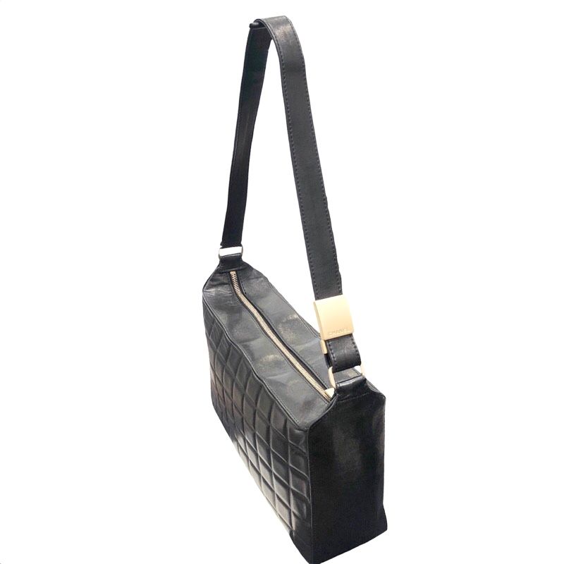 シャネル CHANEL チョコバーセミショルダーバッグ ブラック シャネル CHANEL チョコバーセミショルダーバッグ ブラック