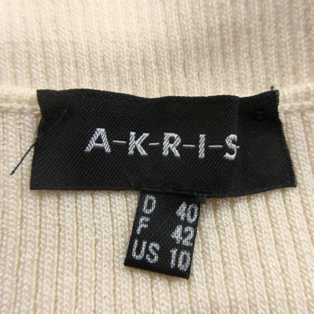 新品タグ付き　AKRIS アクリス　キャミソール　シルク100% アイボリー 良品 A-K-R-I-S アクリス シルク アンサンブル キャミソール