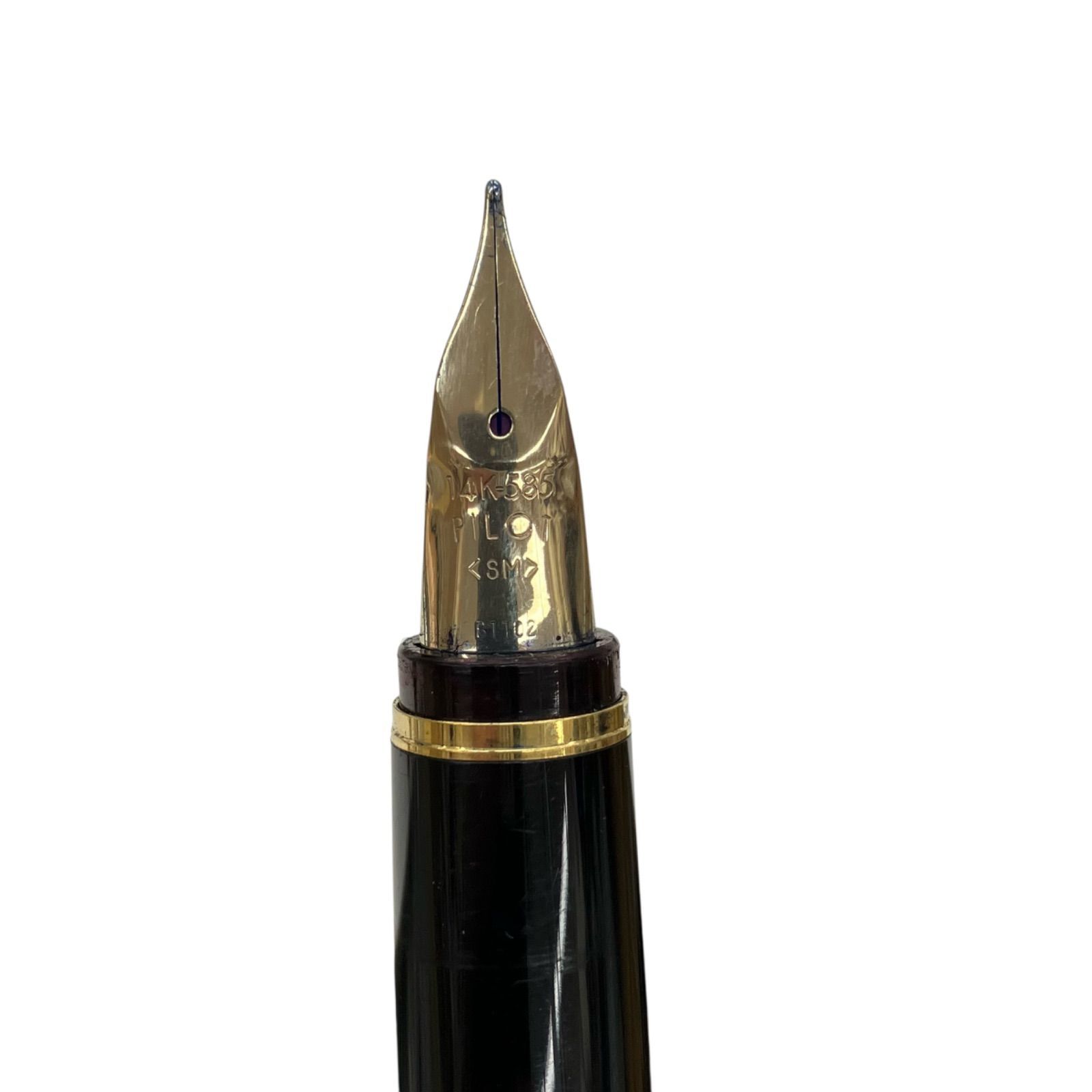 PILOT パイロット ELABO エラボー 万年筆 14K-585 黒×金色 683000 現状品 PILOT パイロット 万年筆 ELABO エラボー