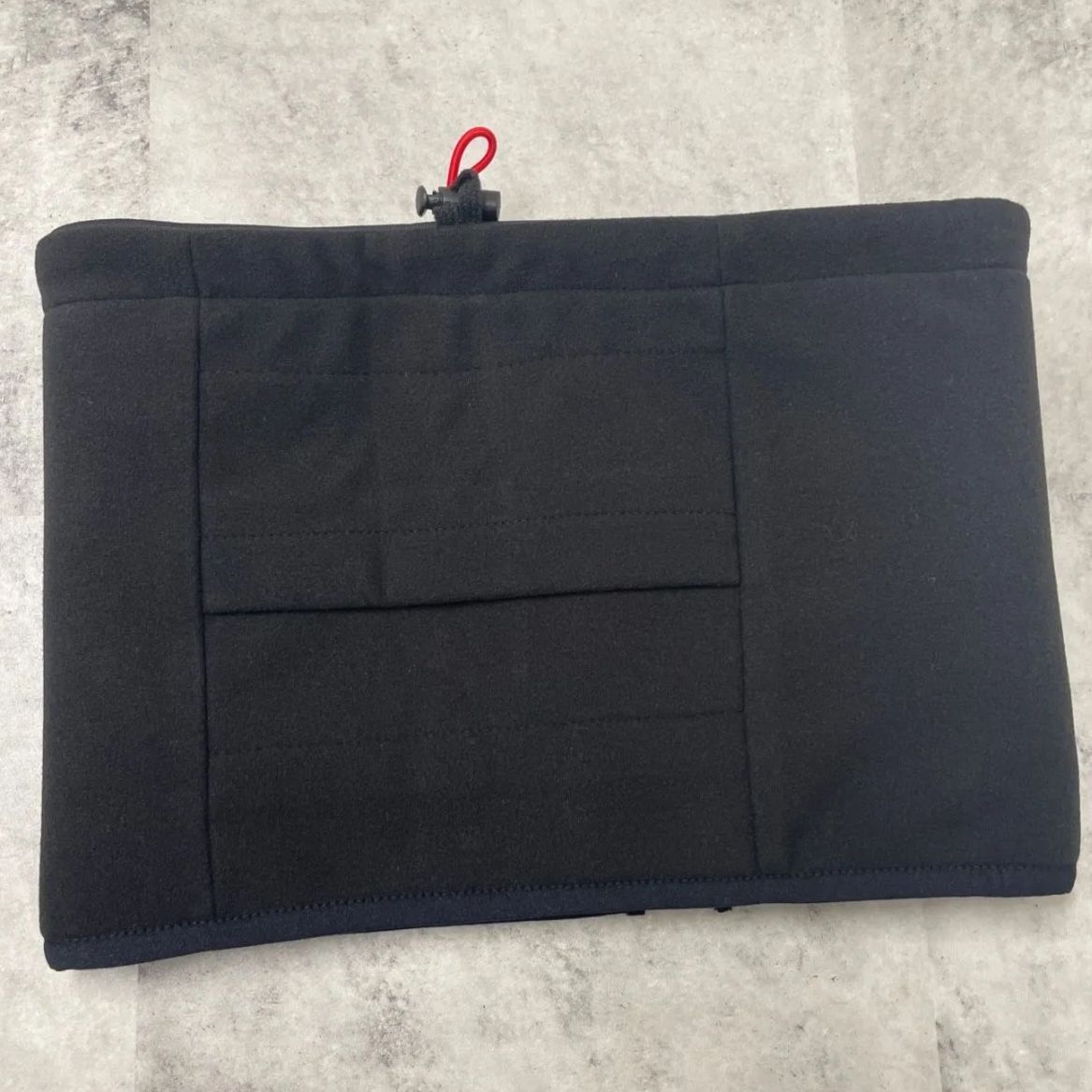 新品・未使用品】ユニワールドストレッチジップネックウォーマー 新品・未使用品】ユニワールドストレッチジップネックウォーマー