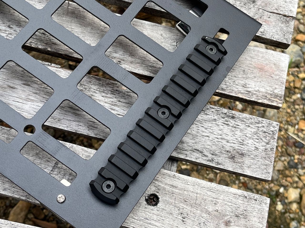 サイドフェンス