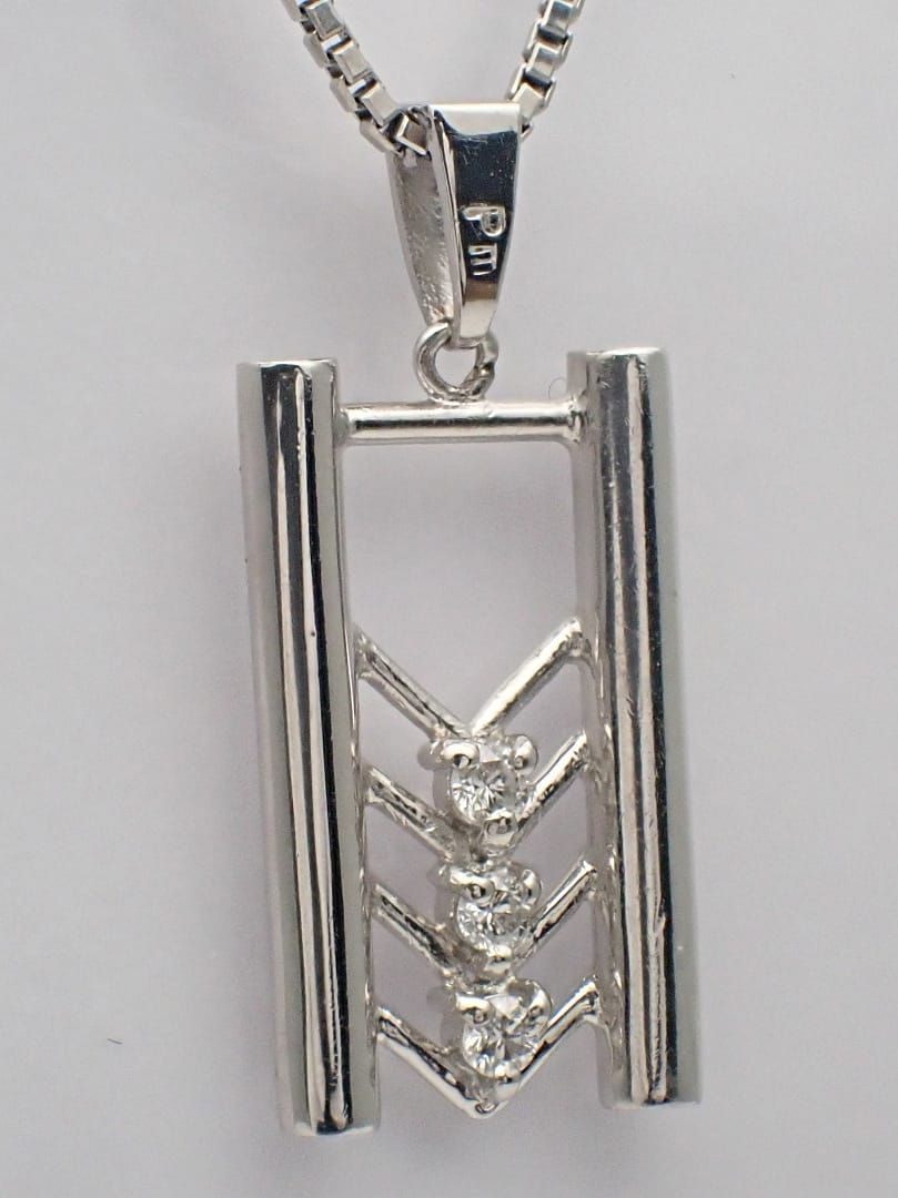 ペンダントトップ 0.09ct