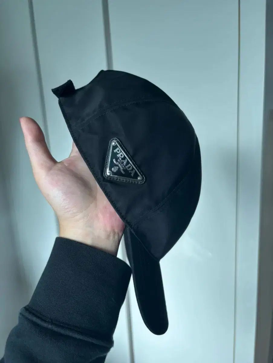 正規品 PRADA リナイロン ベースボールキャップ