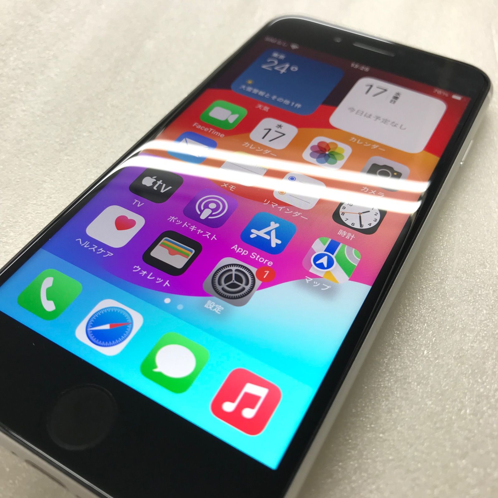 iPhone SE 2 64GB SIMロックなし au 中古 Apple