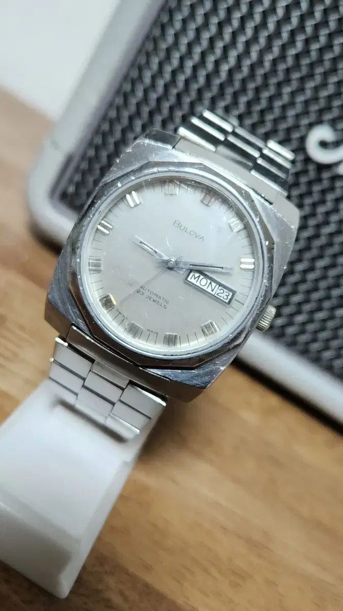 ブローバ bulova
