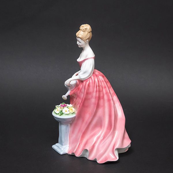 ロイヤル・ドルトン プリティレディースコレクション 『Alexandra
