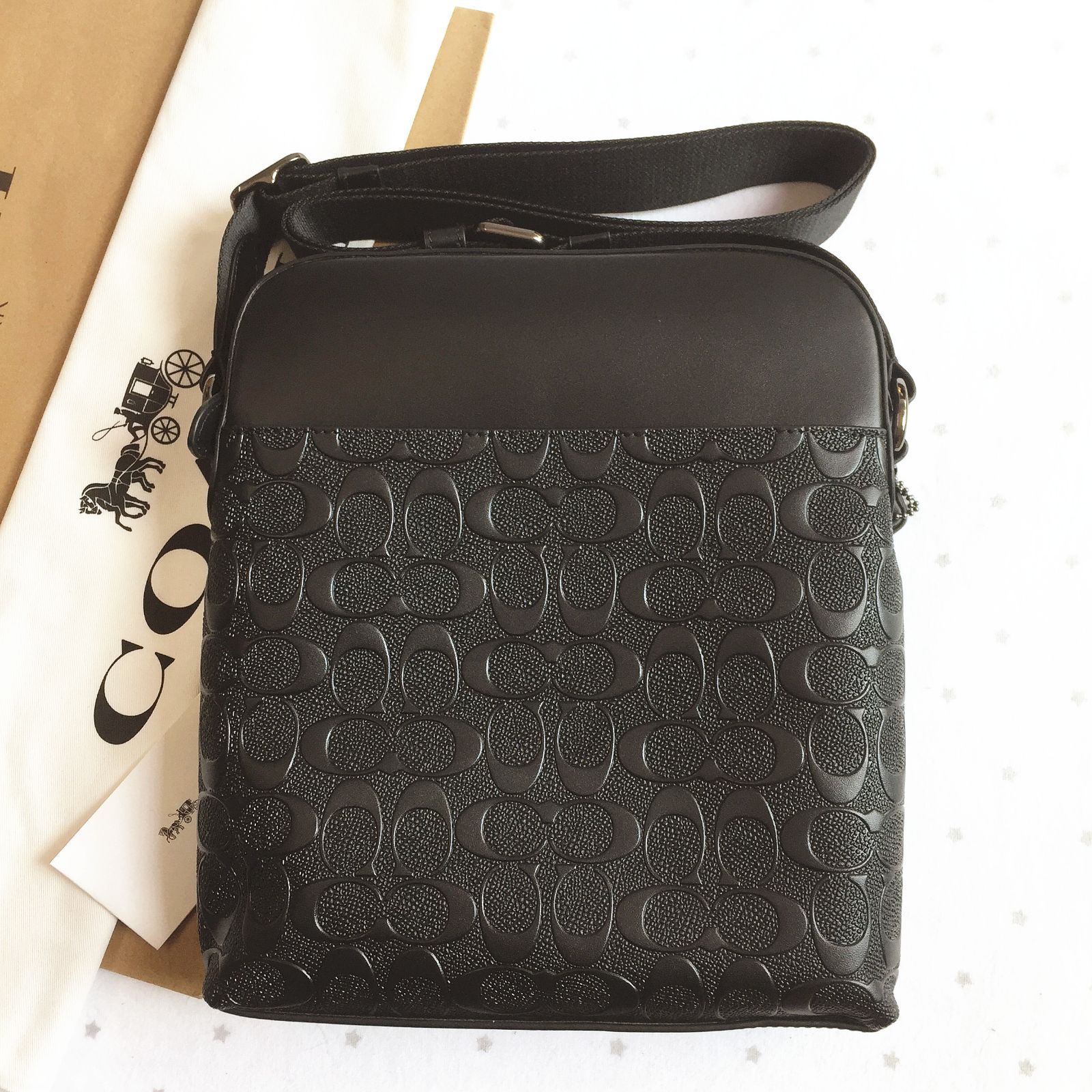 セール中】COACH コーチバッグ F73338 ブラック ショルダーバッグ フライトバッグ 斜めがけバッグ クロスボディー アウトレット品  新品未使用 - メルカリ