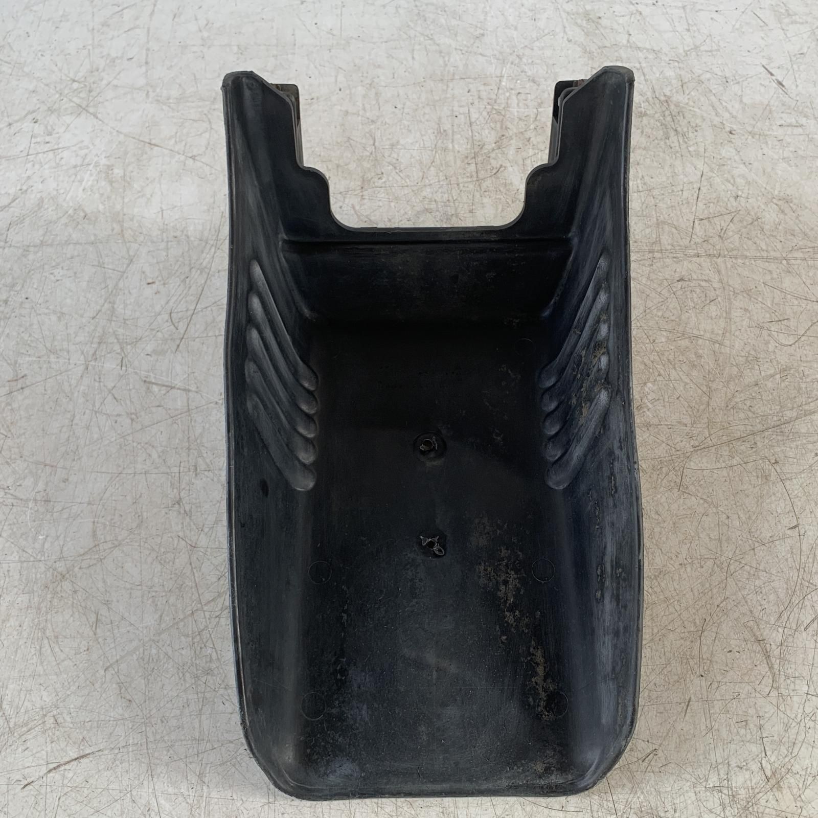 CBX400F 純正品　泥除け　リアフェンダー CBX400F 純正品泥除けリアフェンダー