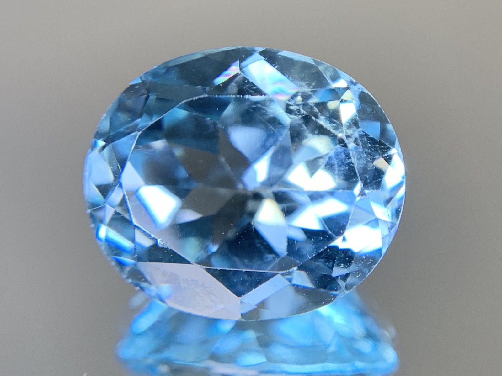 ブルートパーズ 天然 10.342ct 宝石ソーティング付き 14.0