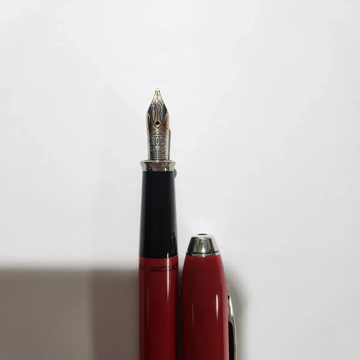 クロス タウゼント 18K Ferrari 万年筆