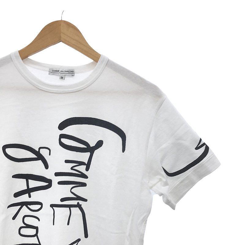 COMME des GARCONS / コムデギャルソン | 2023SS | 青山限定 Lea Colombo プリントロゴ Tシャツ | M | ホワイト/ブラック | レディース COMME des GARCONS / コムデギャルソン | 2023SS | 青山限定 Lea